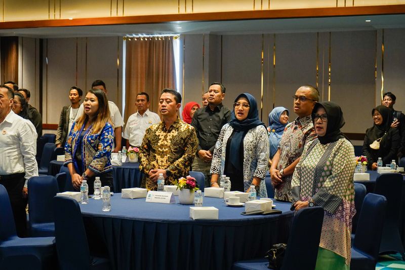 Peserta seminar di ruang acara