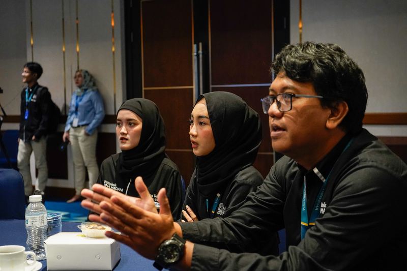 Diskusi peserta saat sesi networking