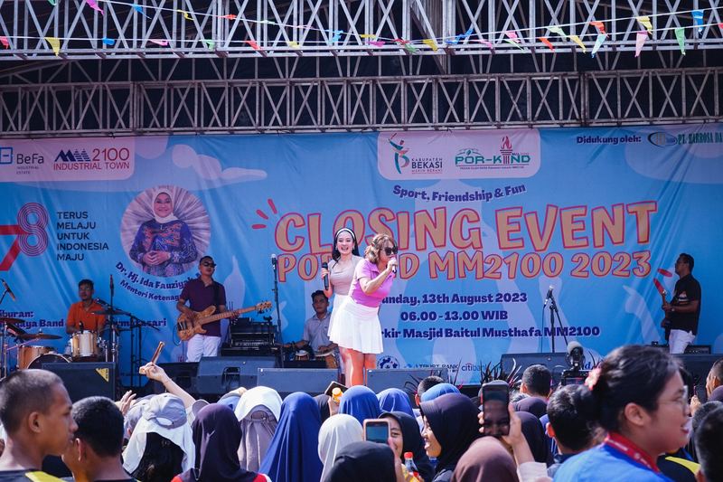 Panggung penutupan acara komunitas